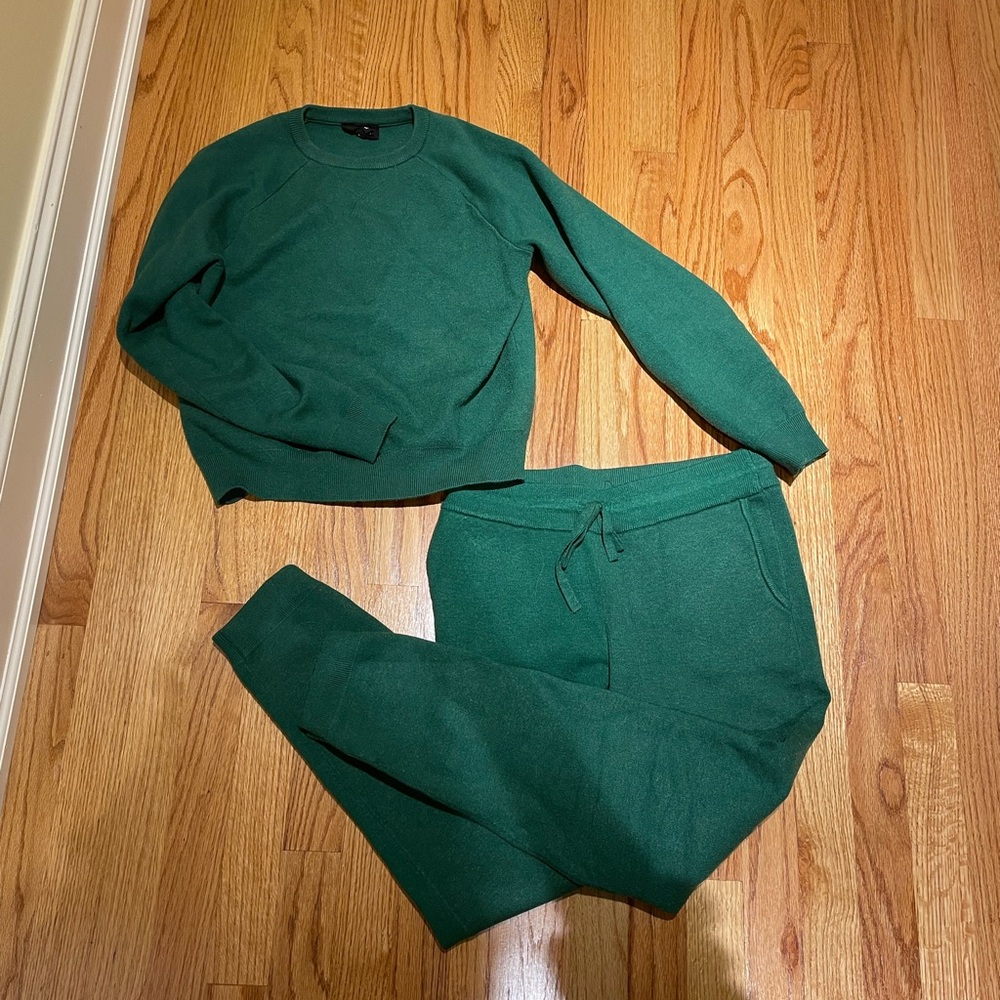 Monrow Green Knit Set